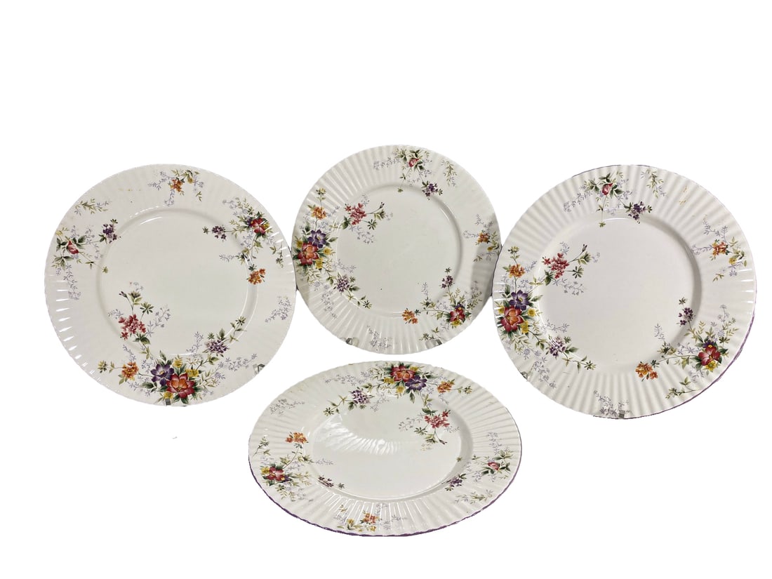Mikasa, Set of 4 Plates Design by Larry Laslo: Mikasa, Set of 4 Plates Design by Larry Laslo. 11 1/4 in.Local Pick up call one day before to make an appointment. TO SHIP THIS ITEM IN USA OR INTERNATIONAL, PLEASE CONTACT THE SHIPPERS : 1) UPS store