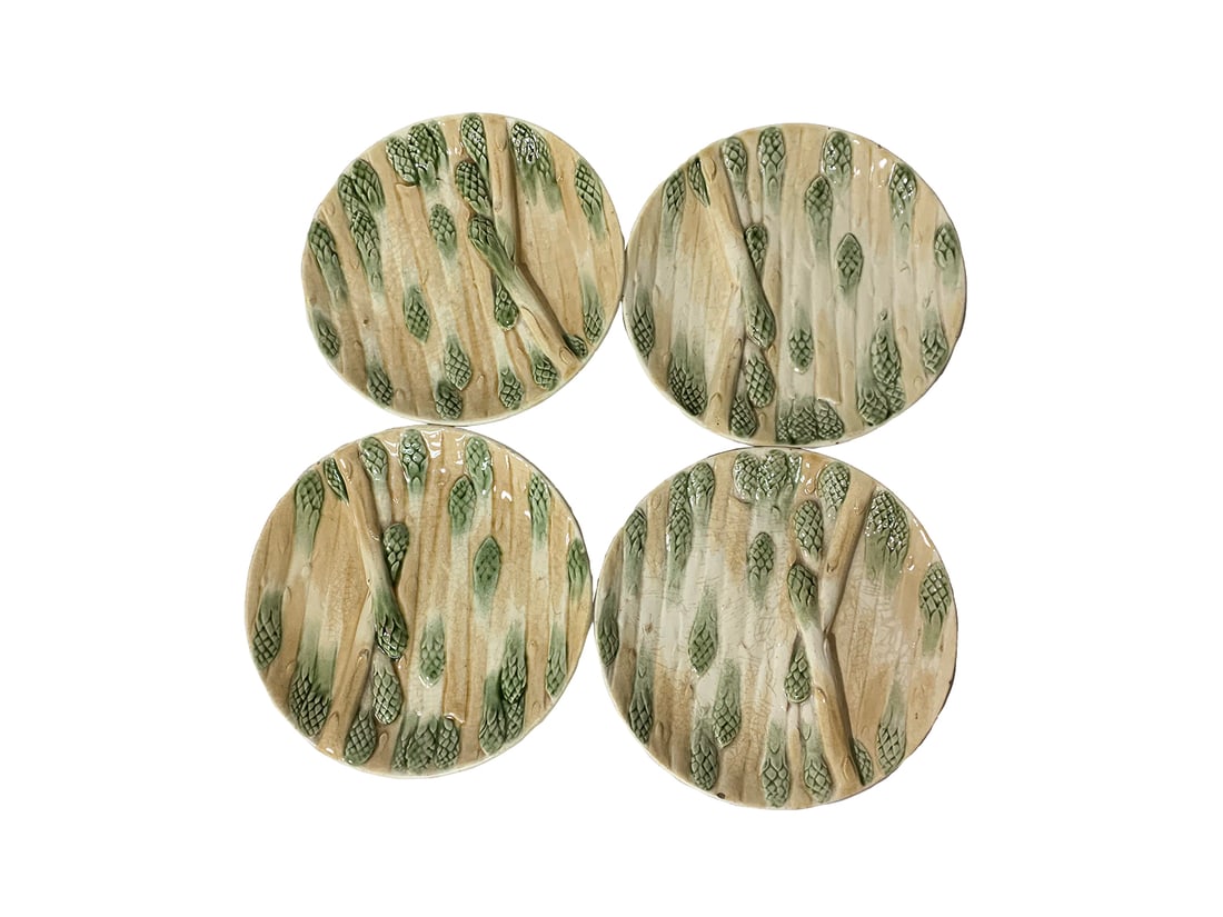 Choisy-le-Roi Hautin & Boulanger 4 Asparagus plates: Choisy-le-Roi Hautin & Boulanger 4 Asparagus plates. 9 1/4 in diameter.Local Pick up call one day before to make an appointment. TO SHIP THIS ITEM IN USA OR INTERNATIONAL, PLEASE CONTACT THE SHIPPERS
