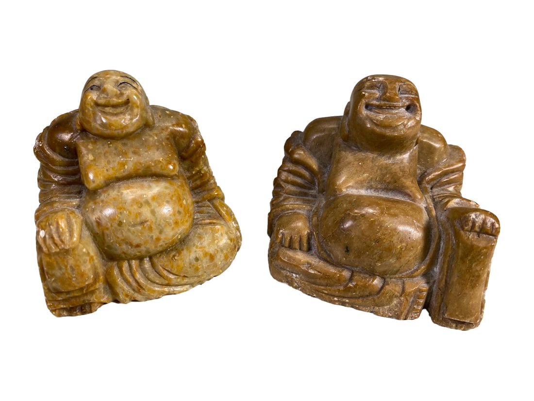 2 Chinese Soapstone Buddha Sculptures: 2 Chinese Soapstone Buddha Sculptures. Bigger: 2 x 2 3/8 x 2 in.Local Pick up call one day before to make an appointment. TO SHIP THIS ITEM IN USA OR INTERNATIONAL, PLEASE CONTACT THE SHIPPERS : 1) UP