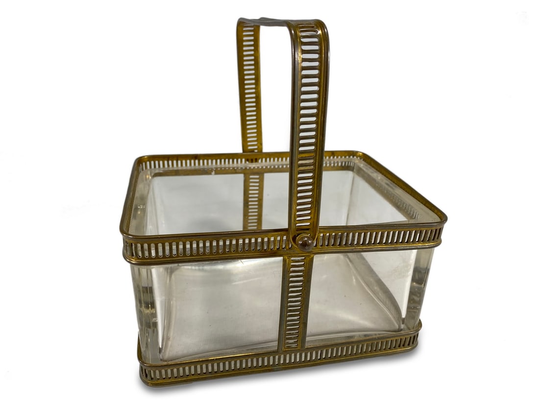Antique Bronze & Crystal Basket: Antique Bronze & Crystal Basket. 7 3/8 x 6 3/4 x 5 7/8 in.Local Pick up call one day before to make an appointment. TO SHIP THIS ITEM IN USA OR INTERNATIONAL, PLEASE CONTACT THE SHIPPERS : 1) UPS stor
