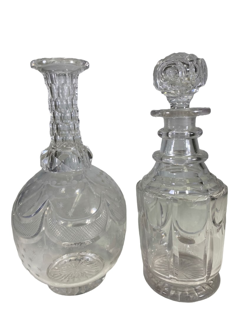 2 Bohemia Clear Glass Bottles: 2 Bohemia Clear Glass Bottles. 8 3/4 x 3 1/1 in and 8 3/4 x 4 1/8 in.Local Pick up call one day before to make an appointment. TO SHIP THIS ITEM IN USA OR INTERNATIONAL, PLEASE CONTACT THE SHIPPERS :