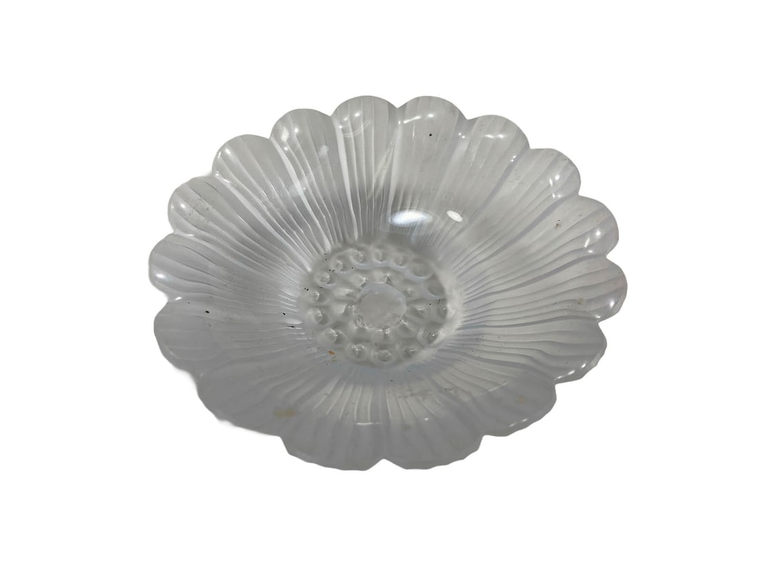 Lalique Daisy Paquerettes Frosted Crystal Bowl: Lalique Daisy Paquerettes Frosted Crystal Bowl. 1 1/4 x 3 3/8 in.Local Pick up call one day before to make an appointment. TO SHIP THIS ITEM IN USA OR INTERNATIONAL, PLEASE CONTACT THE SHIPPERS : 1) U
