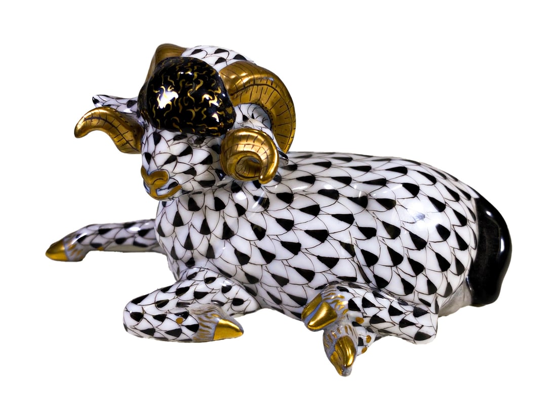 Herend Fishnet Ram Porcelain Figurine (1 of 4)