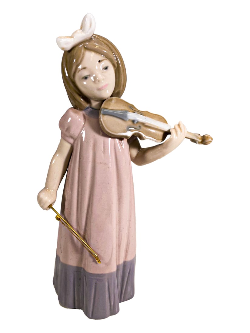 Lladro Nao Girl with Violin Porcelain Figurine: Lladro Nao Girl with Violin Porcelain Figurine. 7 1/2 x 4 1/2 x 2 1/2 in.Local Pick up call one day before to make an appointment. TO SHIP THIS ITEM IN USA OR INTERNATIONAL, PLEASE CONTACT THE SHIPPER