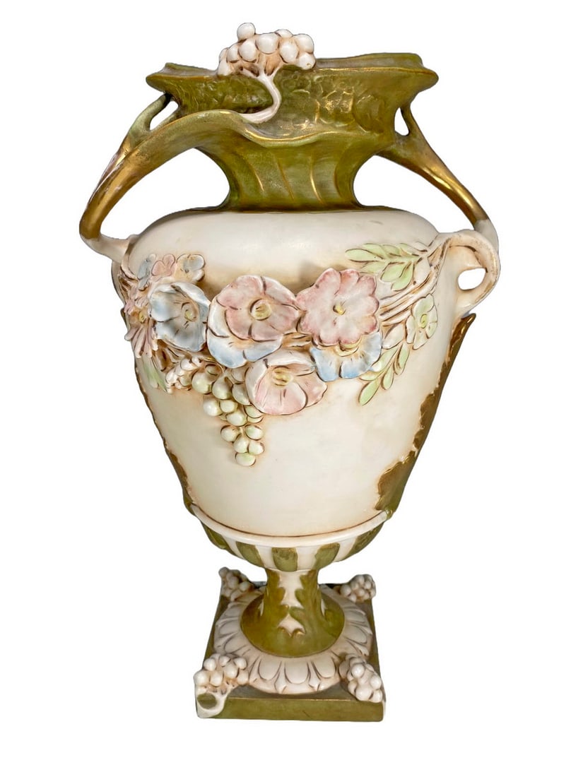 Royal Dux Art Nouveau Porcelain Urn (1 of 7)