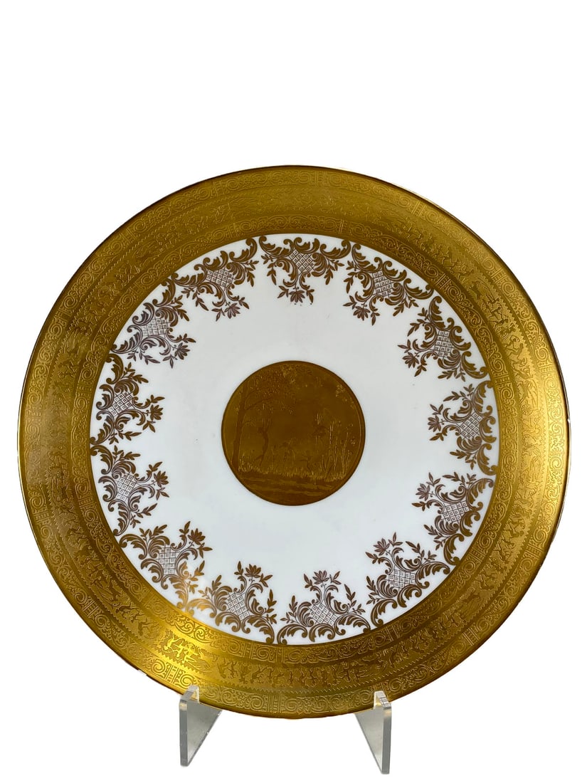 German, Bavaria Gilt Porcelain Plate: German, Bavaria Gilt Porcelain Plate. 2 1/2 x 13 3/4 in.Local Pick up call one day before to make an appointment. TO SHIP THIS ITEM IN USA OR INTERNATIONAL, PLEASE CONTACT THE SHIPPERS : 1) UPS store1
