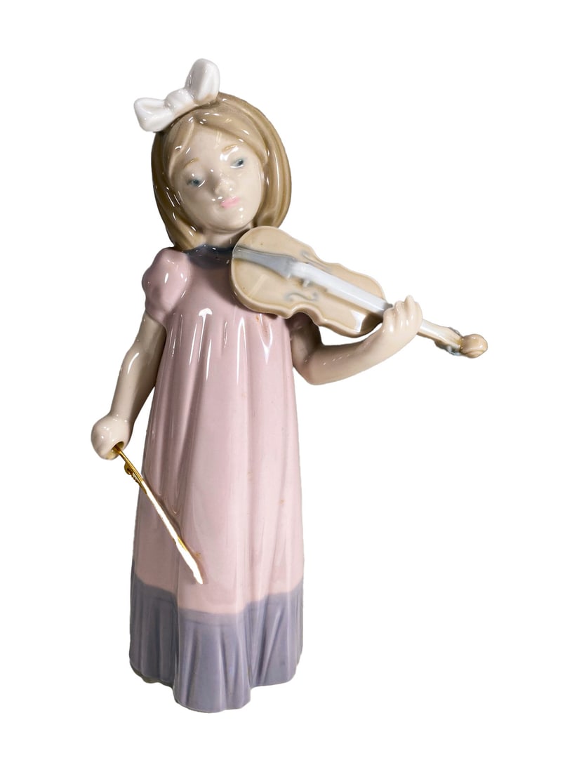 Lladro Nao Girl with Violin Porcelain Figurine: Lladro Nao Girl with Violin Porcelain Figurine. 7 1/2 x 4 1/2 x 2 1/2 in.Local Pick up call one day before to make an appointment. TO SHIP THIS ITEM IN USA OR INTERNATIONAL, PLEASE CONTACT THE SHIPPER