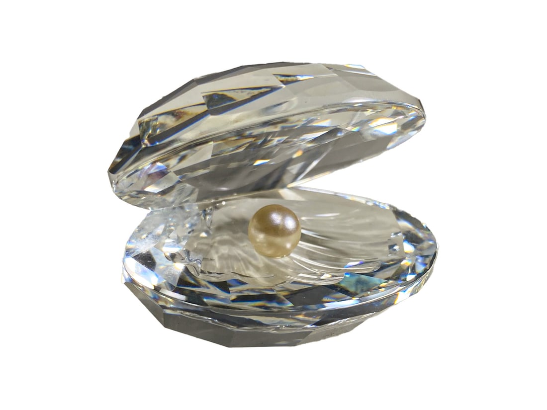 Swarovski Crystal Sea Shell with Artificial Pearl (1 of 6)