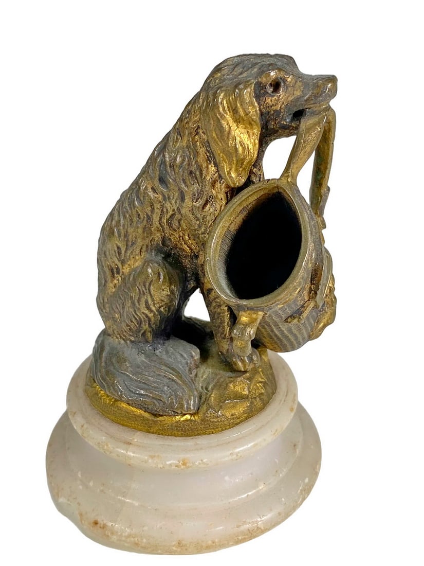 Antique Dog Holding a Bag Bronze Statue: Antique Dog Holding a Bag Bronze Statue with an Onyx Base. 3 3/4 x 2 1/2 in base included.Local Pick up call one day before to make an appointment. TO SHIP THIS ITEM IN USA OR INTERNATIONAL, PLEASE CO