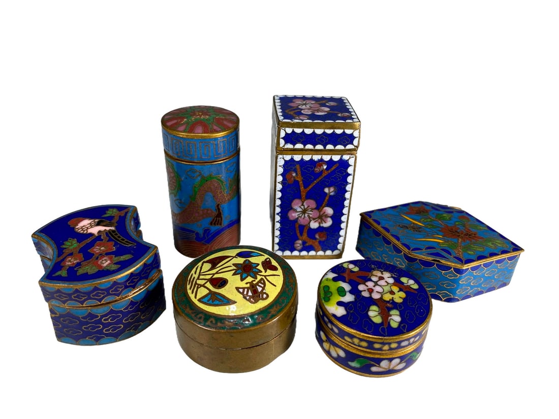 Chinese Set of 6 Cloisonne Small Boxes: Chinese Set of 6 Cloisonne Small Boxes. 2 1/8 x 1 1/8 x 1 1/8 in, 2 1/8 x 1 in, 5/8 x 2 1/4 x 1 3/8 in, 7/8 x 1 5/8 x 1 1/4 in, 3/4 x 1 1/2 in and 5/8 x 1 1/4 in.Local Pick up call one day before to m
