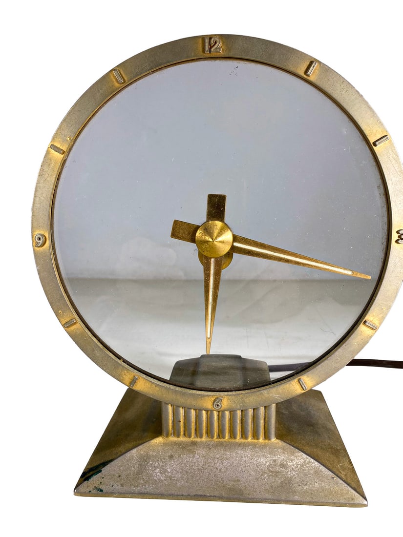 Jefferson Electric Co Table Clock (1 of 3)
