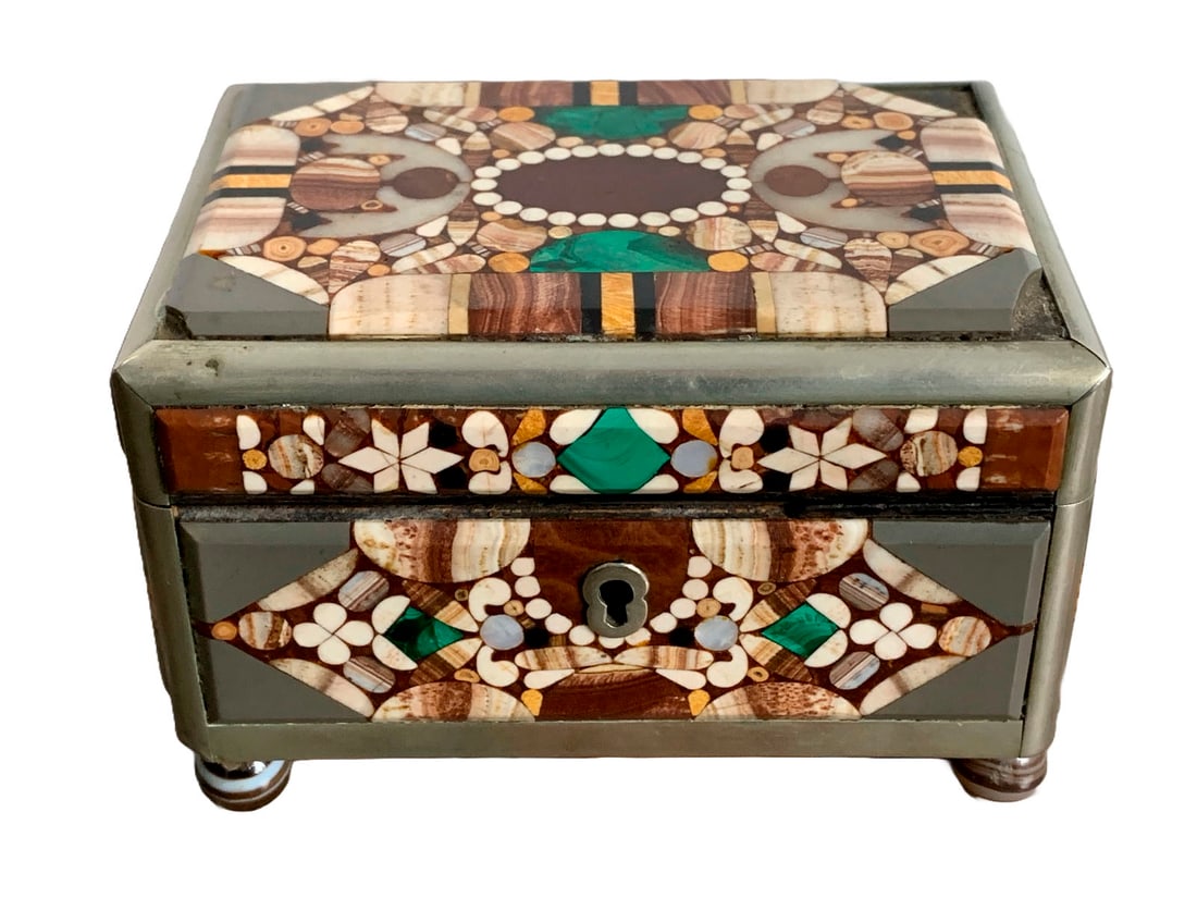Antique Pietradura & Metal Jewelry Box: Antique Pietradura & Metal Jewelry Box. 2 3/4 x 4 x 3 in.Local Pick up call one day before to make an appointment. TO SHIP THIS ITEM IN USA OR INTERNATIONAL, PLEASE CONTACT THE SHIPPERS : 1) UPS store