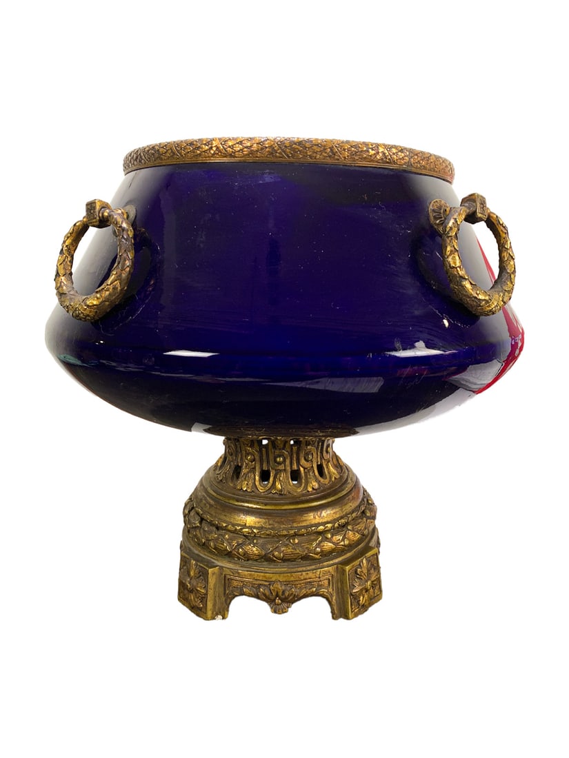 Antique French Porcelain & Bronze Bowl: Antique French Porcelain & Bronze Bowl. 12 x 11 1/2 in.Local Pick up call one day before to make an appointment. TO SHIP THIS ITEM IN USA OR INTERNATIONAL, PLEASE CONTACT THE SHIPPERS : 1) UPS store19