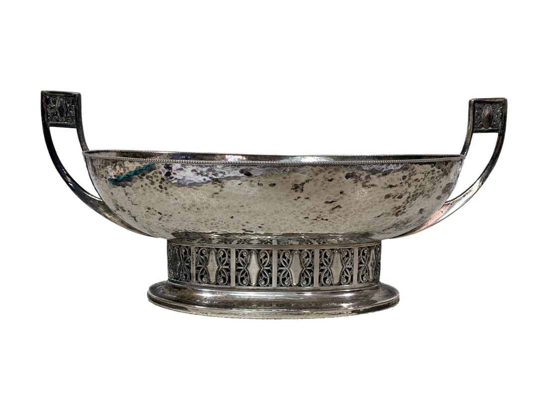 German WMF Art Deco Hammered Silverplated Centerpiece (1 of 7)