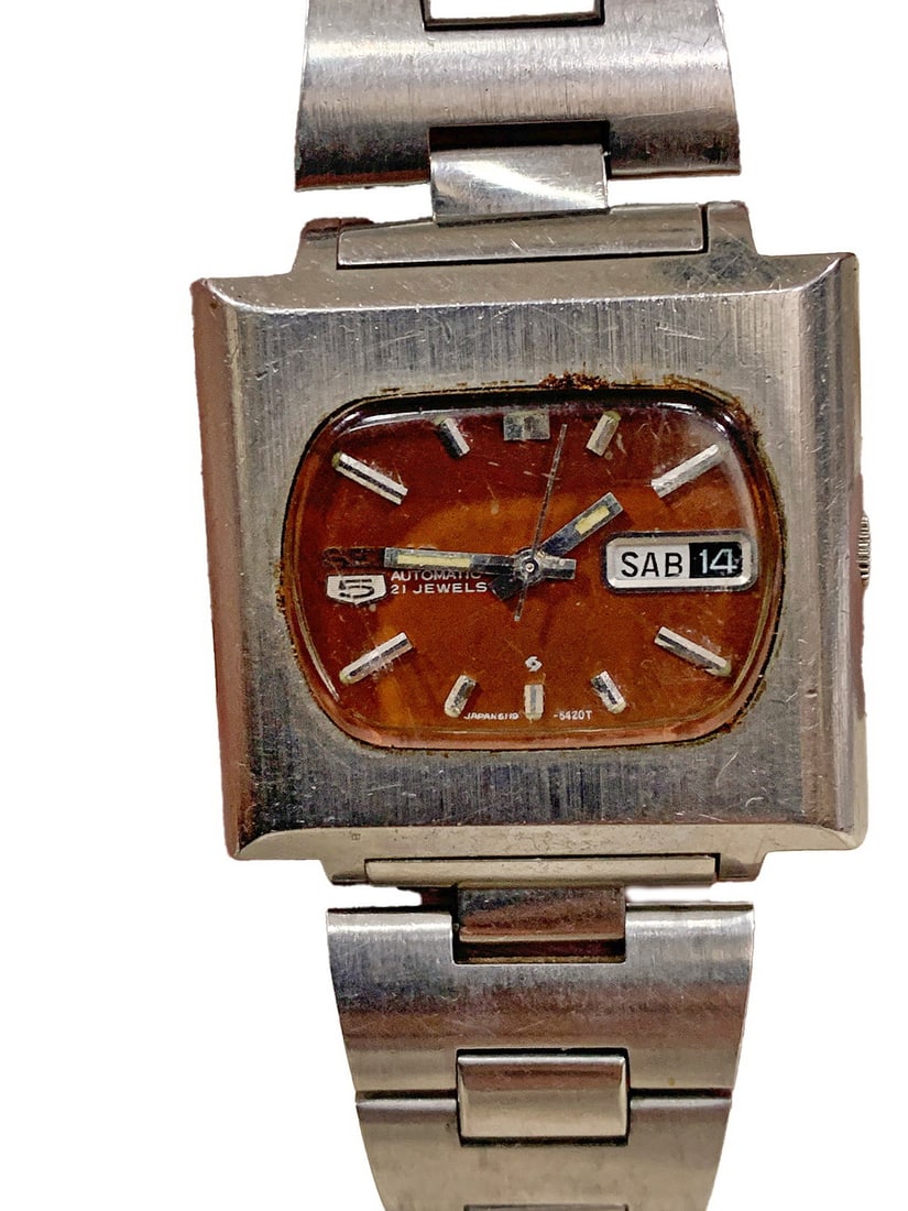Vintage Seiko 5 21 Jewels 6119-5401 Watch: Vintage Seiko 5 21 Jewels 6119-5401 Watch. Local Pick up call one day before to make an appointment. TO SHIP THIS ITEM IN USA OR INTERNATIONAL, PLEASE CONTACT THE SHIPPERS : 1) UPS store1937- David Re