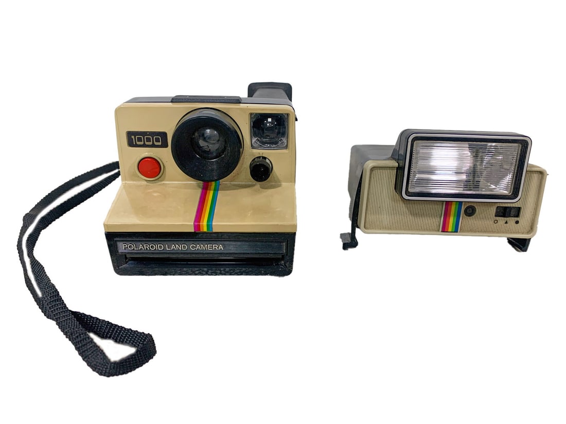 Vintage Polaroid 1000 Land Camera & Flash (1 of 8)