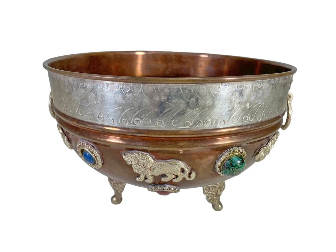 Vintage Tibetan Copper Ornate Footed Bowl: Vintage Tibetan Copper Ornate with Stones Footed Bowl. 5 1/2 x 8 1/4 in.Local Pick up call one day before to make an appointment. TO SHIP THIS ITEM IN USA OR INTERNATIONAL, PLEASE CONTACT THE SHIPPERS