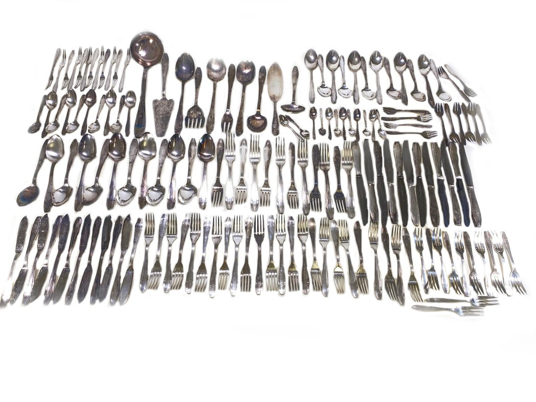 Christofle, France 162 Pieces Flatware Set (1 of 7)
