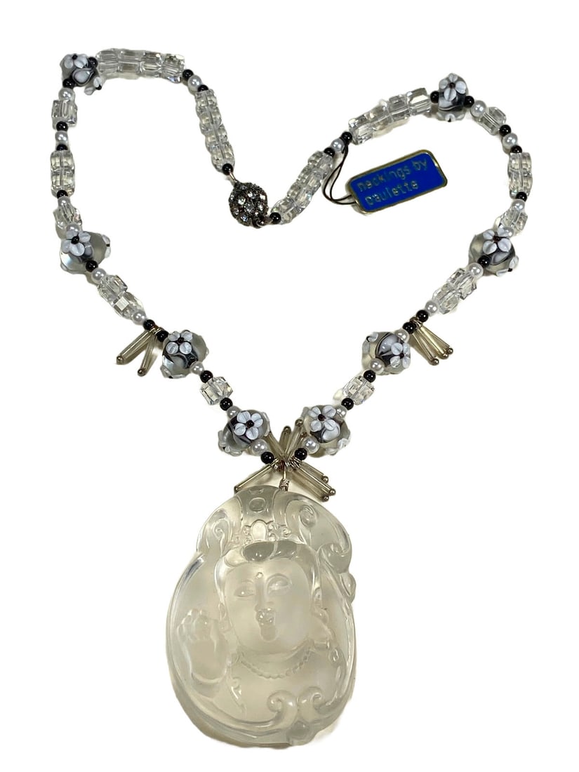 Glass Buddha & Onyx Necklace by Paulette: Glass Buddha & Onyx Necklace by Paulette. 11 x 1 5/8 in.Local Pick up call one day before to make an appointment. TO SHIP THIS ITEM IN USA OR INTERNATIONAL, PLEASE CONTACT THE SHIPPERS : 1) UPS store1