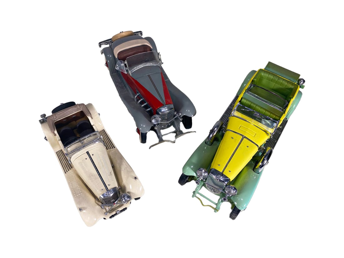 1938 Jaguar SS-100, 1935 Duesenberg DDj & 1930 Duesenberg J Models (1 of 20)