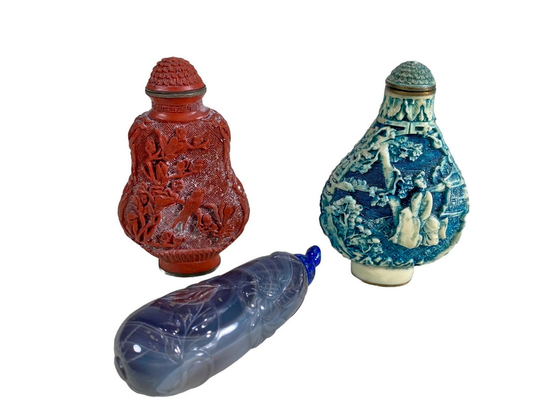 Vintage Chinese Set of 3 Snuff Bottles (1 of 11)