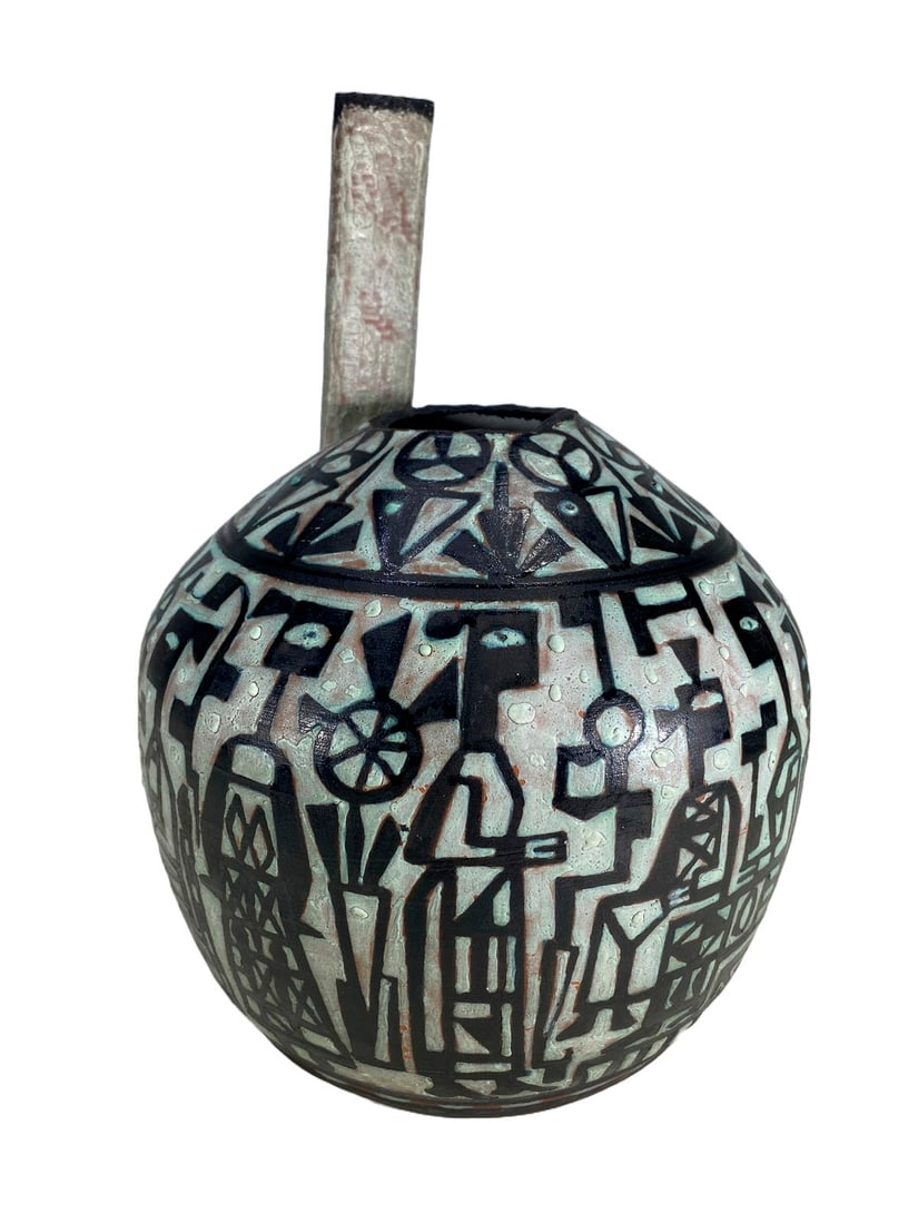 Encra Pictograph Pottery Vessel (1 of 6)