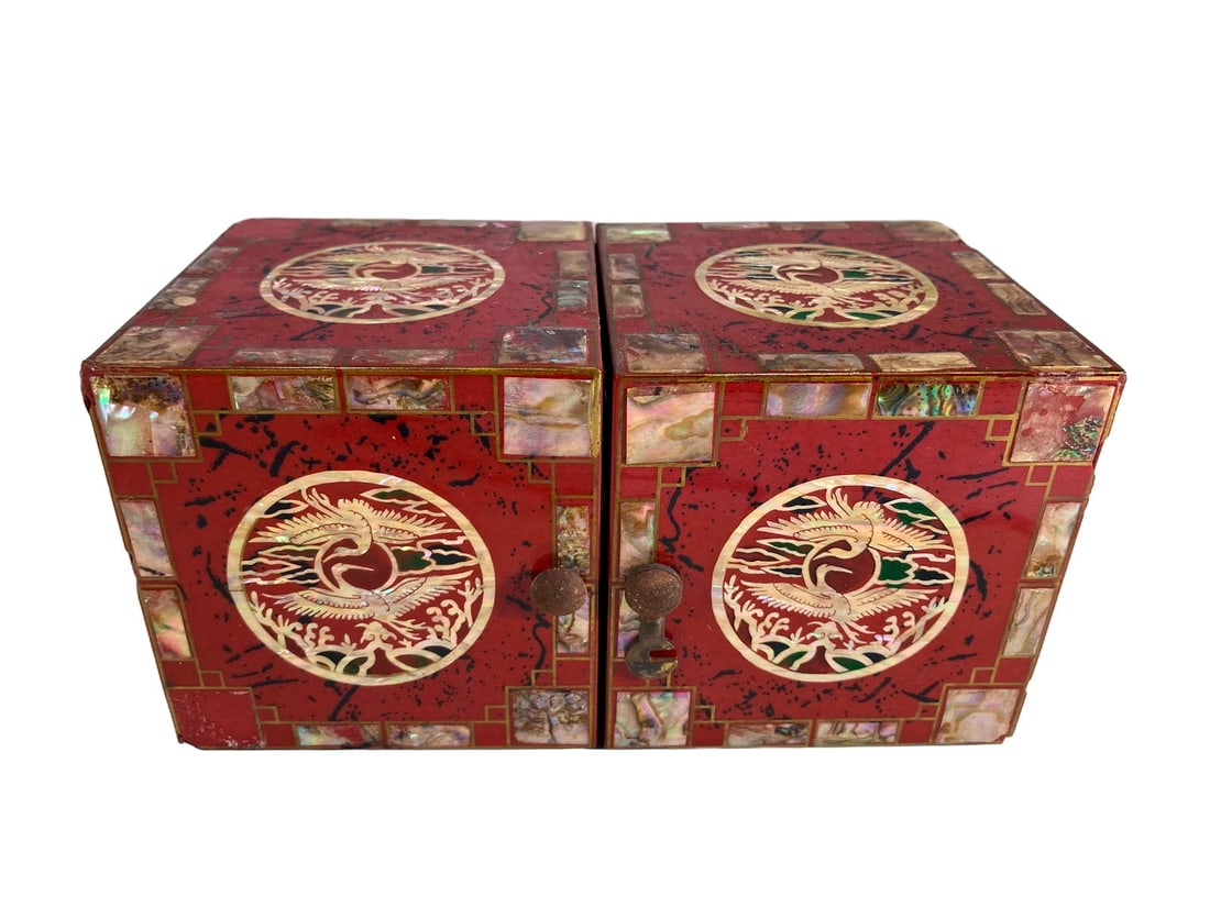 Korean Lacquer & MPO Inlay Jewelry Box (1 of 9)