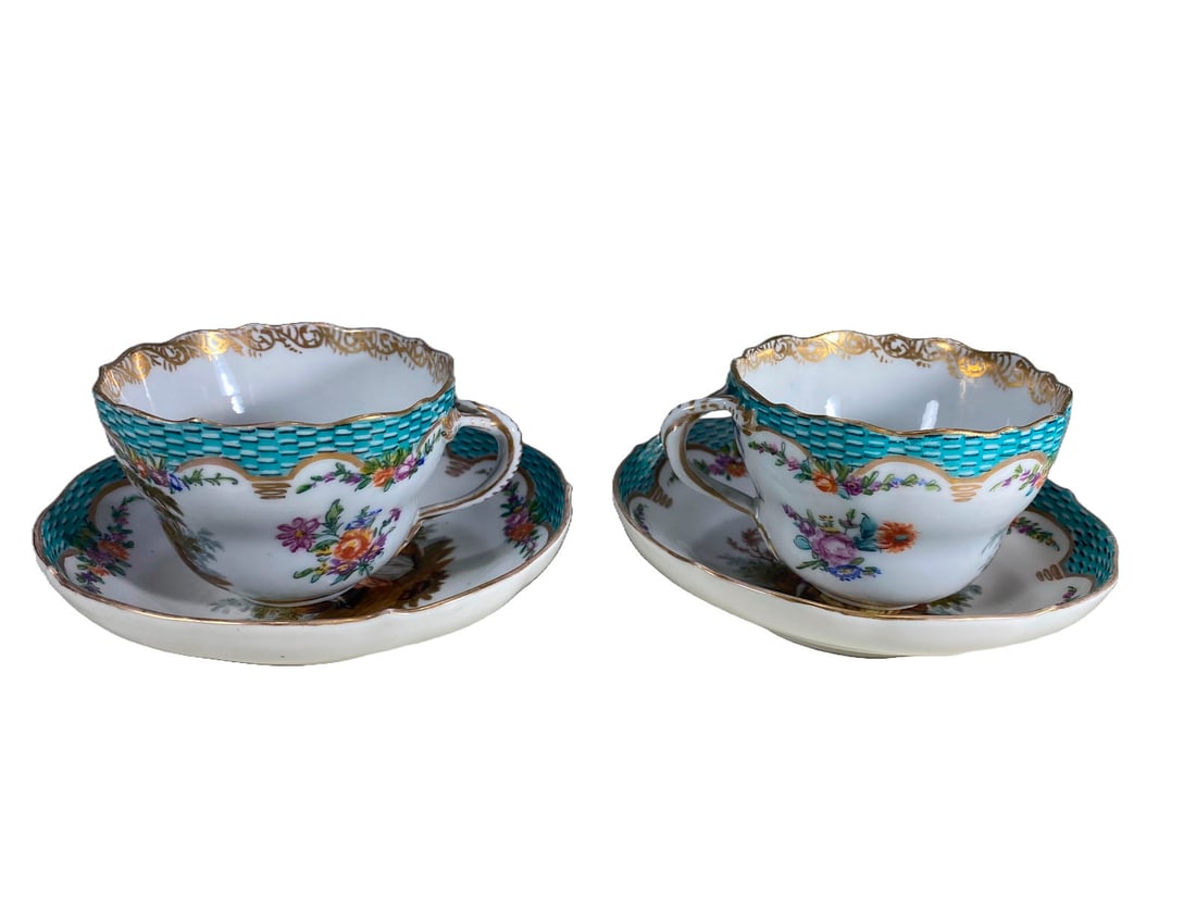 Pair of Meissen Porcelain Teacups: Pair of Meissen Porcelain Teacups, Cup: 2 1/2 x 4 1/8 x 3 3/8 in. Disch: 1 1/4 x 5 3/8 in.Local Pick up call one day before to make an appointment. TO SHIP THIS ITEM IN USA OR INTERNATIONAL, PLEASE CO