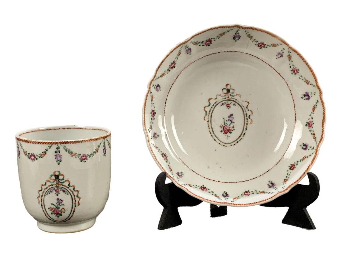 Antique French Porcelain Coffee Cup: Antique French Porcelain Coffee Cup. Cup: 4 x 2 1/2 x 2 3/4 in. Dish: 1 x 5 1/2 in.Local Pick up call one day before to make an appointment. TO SHIP THIS ITEM IN USA OR INTERNATIONAL, PLEASE CONTACT T