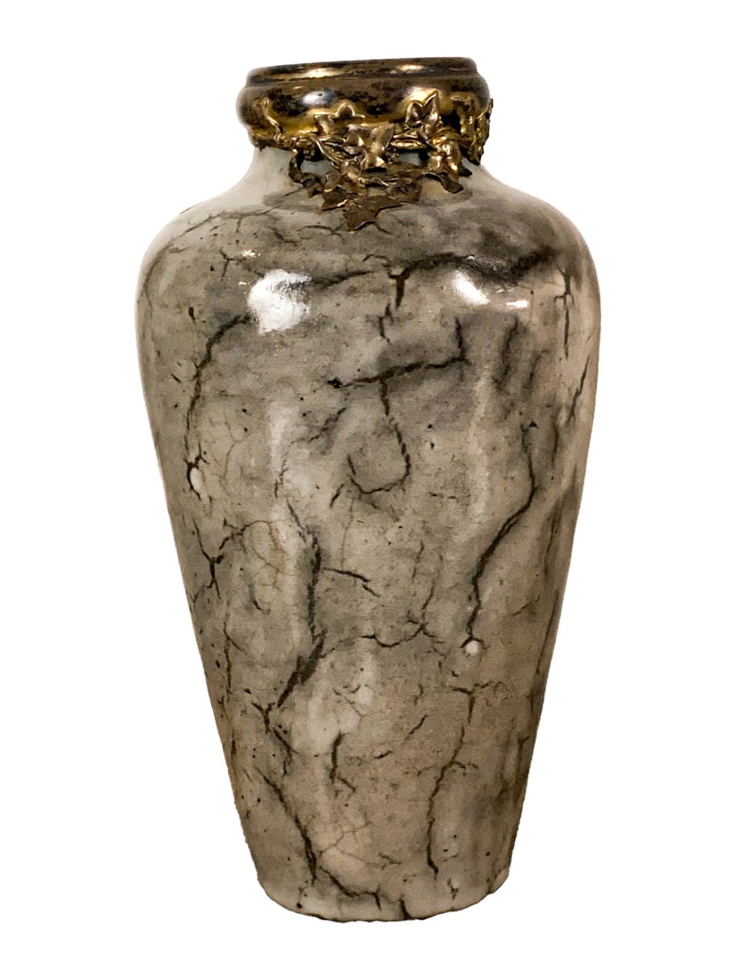 Antique French Bronze & Pottery vase: Antique French Bronze & Pottery vase. 7 x 4 in.Local Pick up call one day before to make an appointment. TO SHIP THIS ITEM IN USA OR INTERNATIONAL, PLEASE CONTACT THE SHIPPERS : 1) UPS store1937- Davi