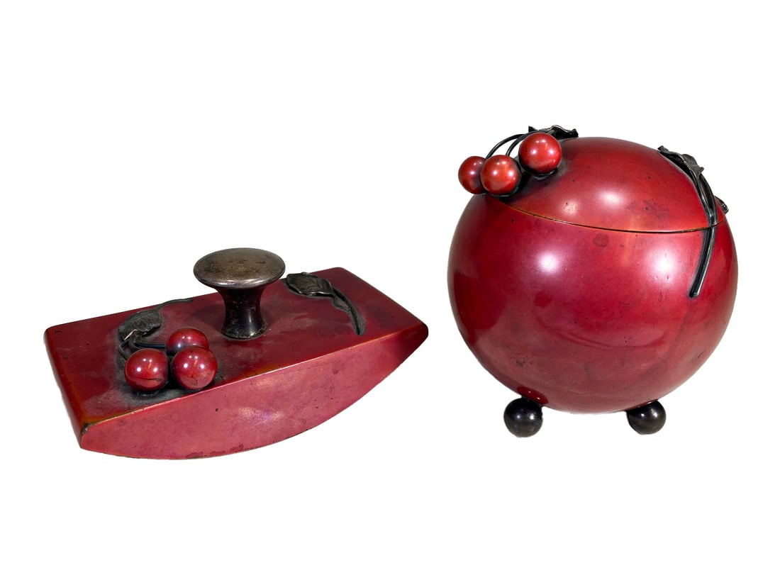 La Pierre MFG Co Inkwell & Blotter (1 of 9)