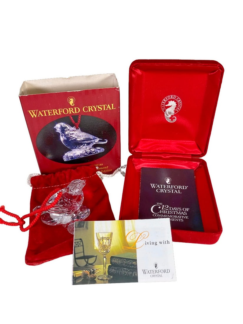 Waterford Calling Bird Crystal Christmas Ornament: Waterford Calling Bird Crystal Christmas Ornament. Box: 4 1/4 x 3 1/2 x 1 3/8 in.Local Pick up call one day before to make an appointment. TO SHIP THIS ITEM IN USA OR INTERNATIONAL, PLEASE CONTACT THE