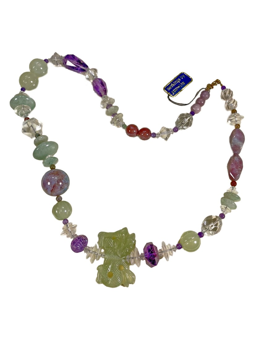 Vintage Silver, Jade & Glass Necklace by Paulette: Vintage Silver, Jade & Glass Necklace by Paulette. 11 in x 2: 22 in long.Local Pick up call one day before to make an appointment. TO SHIP THIS ITEM IN USA OR INTERNATIONAL, PLEASE CONTACT THE SHIPPER