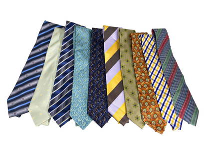 Ermenegildo Zegna Set of 10 Silk Ties: Ermenegildo Zegna Set of 10 Silk Ties.Local Pick up call one day before to make an appointment. TO SHIP THIS ITEM IN USA OR INTERNATIONAL, PLEASE CONTACT THE SHIPPERS : 1) UPS store1937- David Reiser