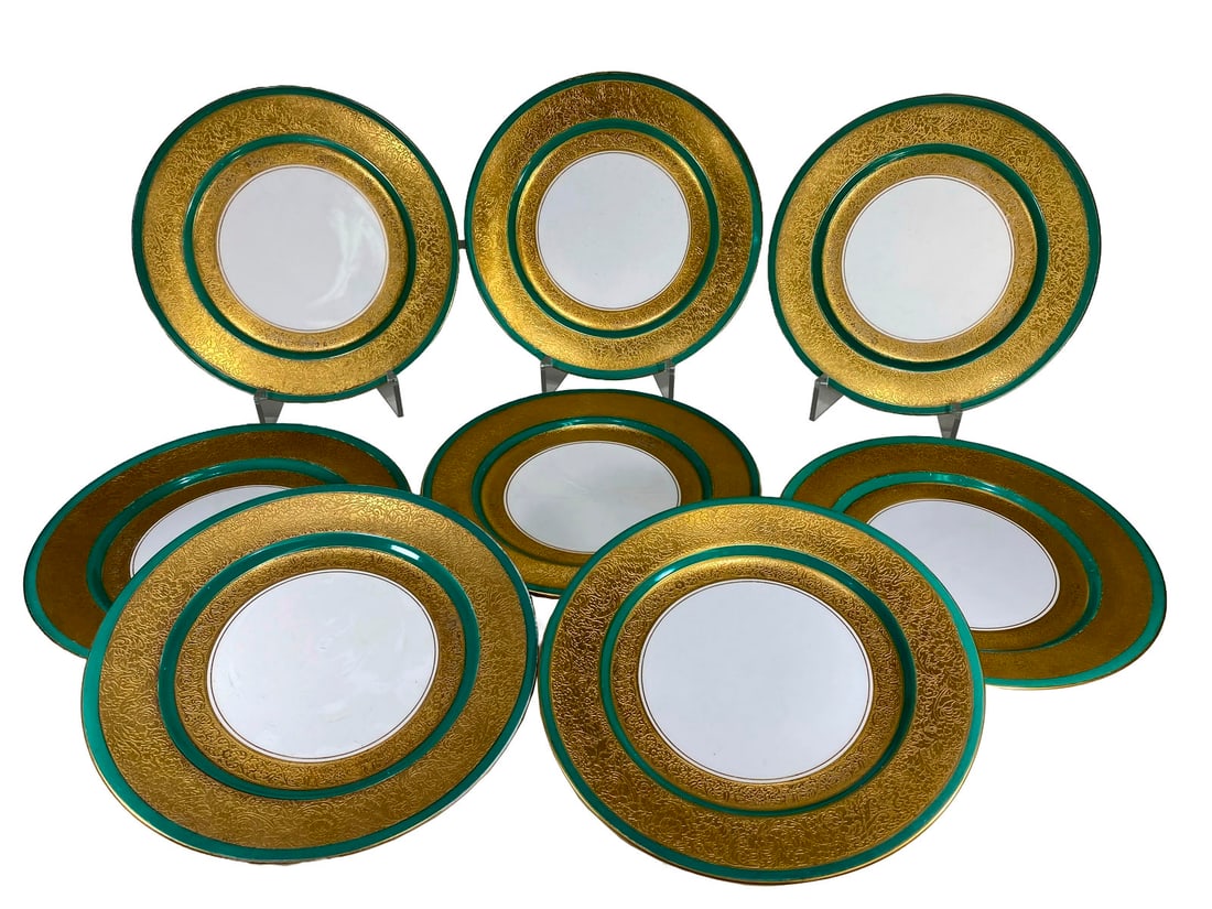 8 Bisto, England Gold Ring Porcelain Plates: 8 Bisto, England Gold Ring Porcelain Plates. 1 x 11 in.Local Pick up call one day before to make an appointment. TO SHIP THIS ITEM IN USA OR INTERNATIONAL, PLEASE CONTACT THE SHIPPERS : 1) UPS store19