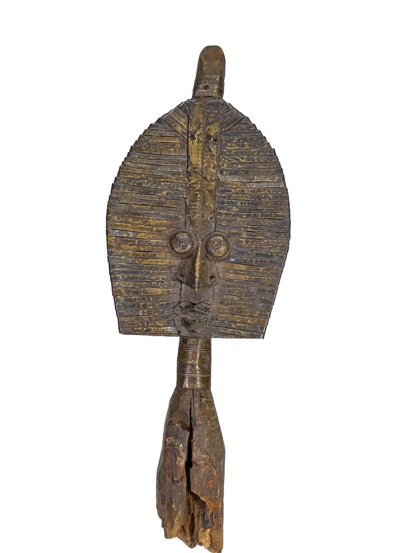 Antique African Mahongwe Osseyba Reliquary Guardian Fig (1 of 8)