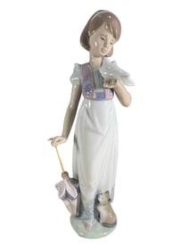 Lladro Summer Stroll Porcelain Fig