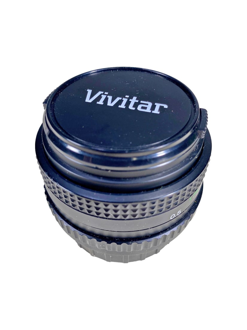 Vivitar 50 mm 1:1.19 Lens: Vivitar 50 mm 1:1.19 Lens.Local Pick up call one day before to make an appointment. TO SHIP THIS ITEM IN USA OR INTERNATIONAL, PLEASE CONTACT THE SHIPPERS : 1) UPS store1937- David Reiser -754-263-078