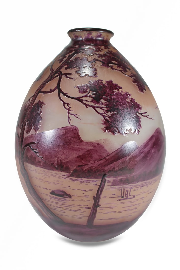 Antique E. VAL & Cie  Cameo Glass Vase (1 of 6)