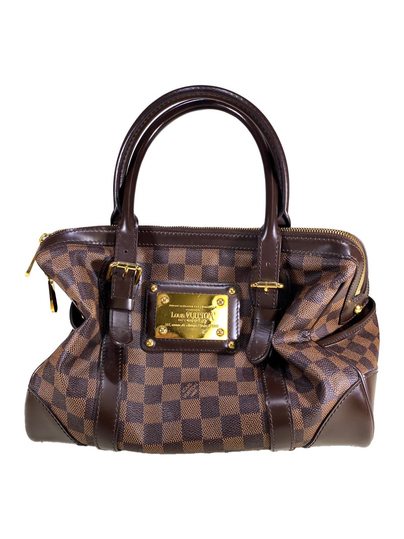 Louis Vuitton, France Bag: Louis Vuitton, France Bag, we are not sure if original or not. 8 1/4 x 12 x 8 in.Local Pick up call one day before to make an appointment. TO SHIP THIS ITEM IN USA OR INTERNATIONAL, PLEASE CONTACT THE