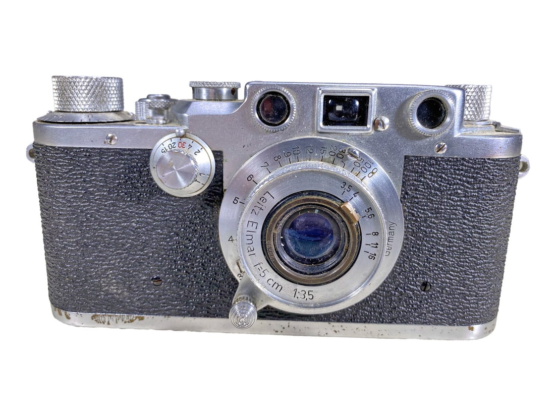 Vintage Leica SM IIIC Elmar 5 cm/3.5 Camera (1 of 8)