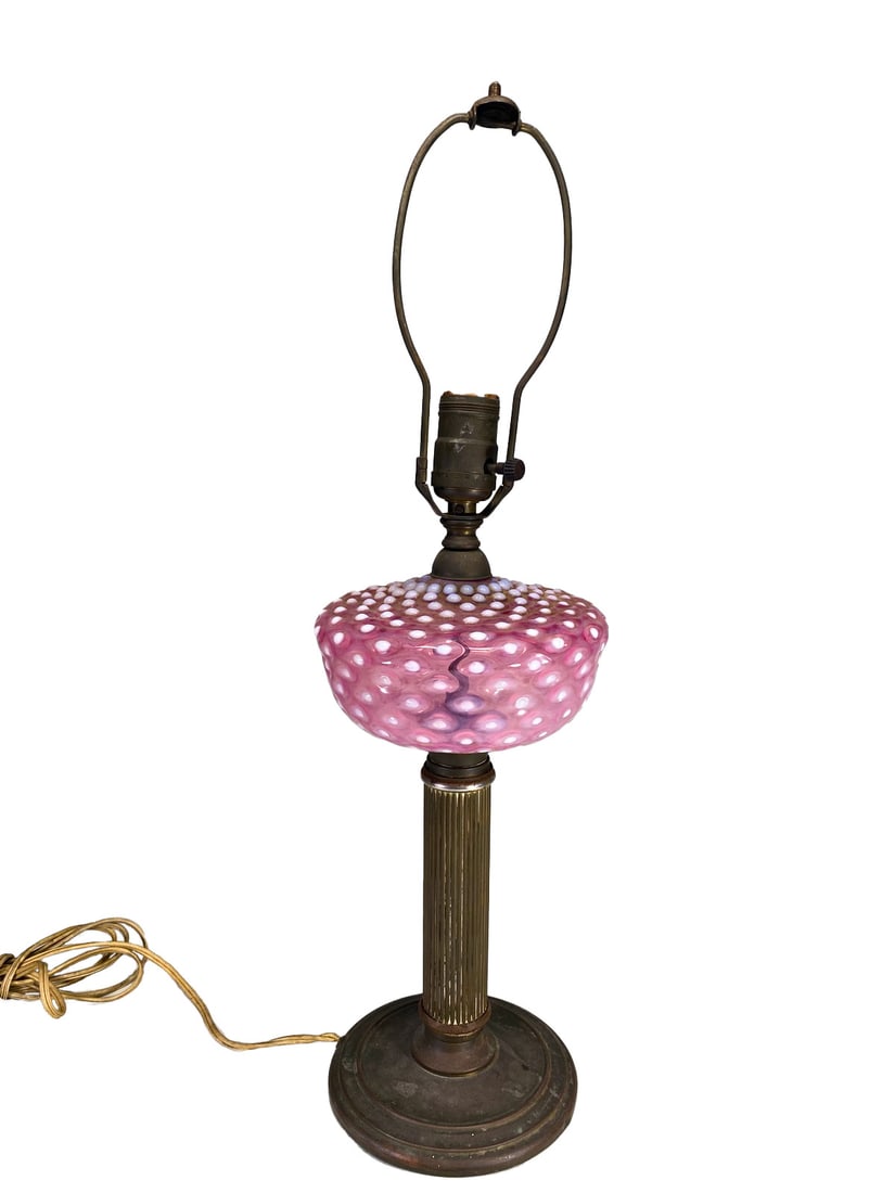 Vintage Cranberry Fenton Hobnail Table Lamp: Vintage Cranberry Fenton Hobnail Table Lamp. 21 1/2 in high total. 16 x 6 1/4 in to the socket.Local Pick up call one day before to make an appointment. TO SHIP THIS ITEM IN USA OR INTERNATIONAL, PLEA