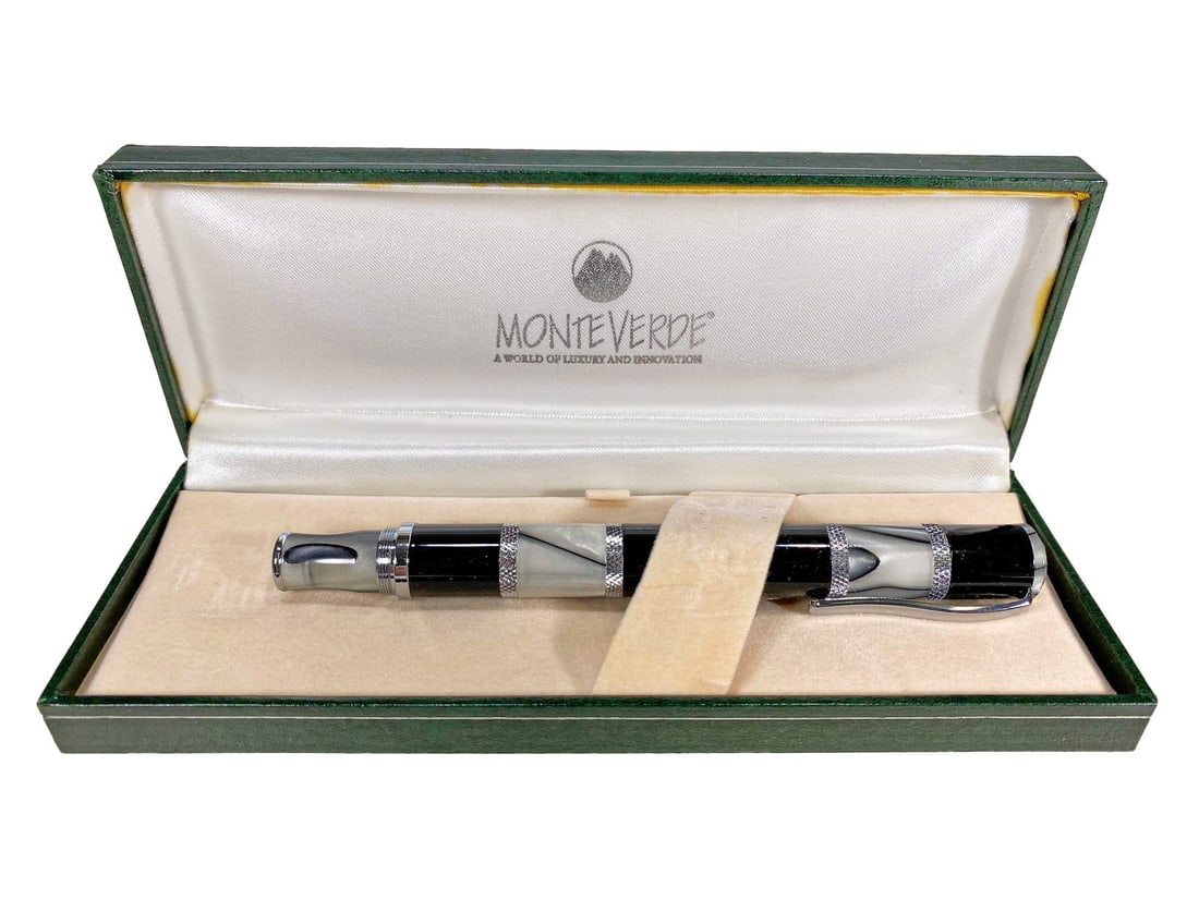 Monteverde Ballpoint Pen in Original Box (1 of 5)
