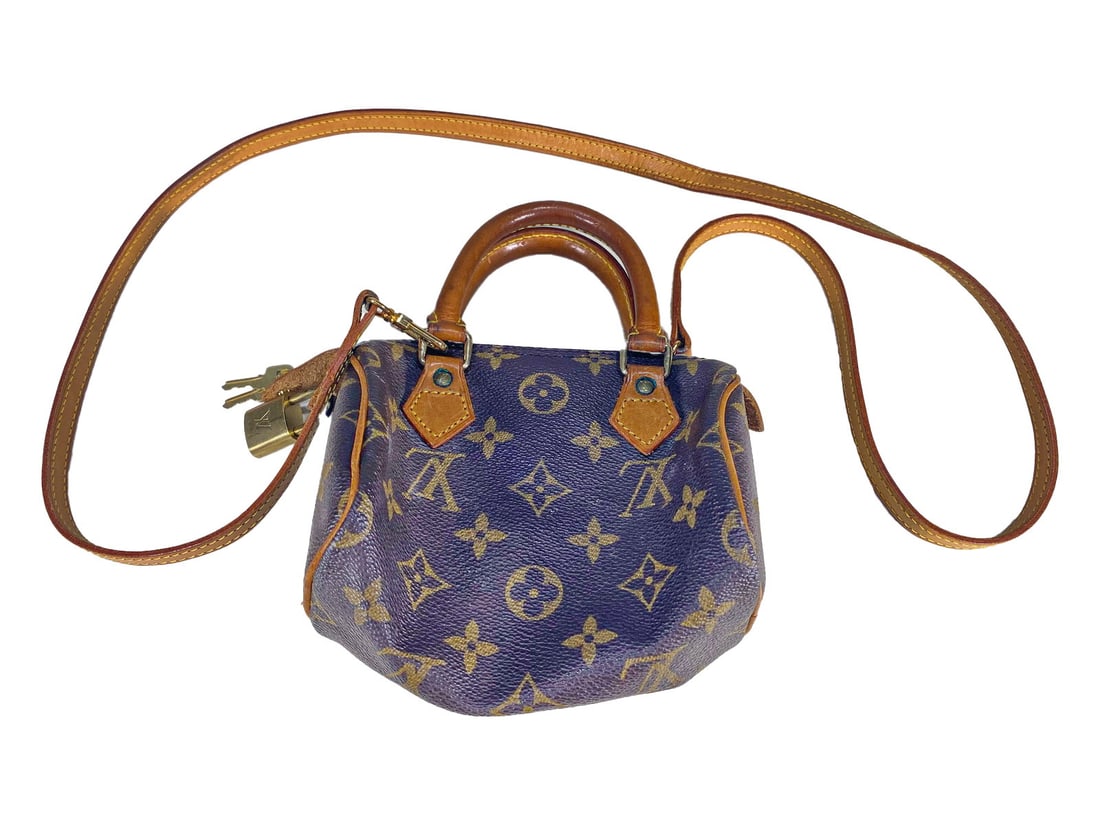 Louis Vuitton Monogram Small Purse (1 of 7)