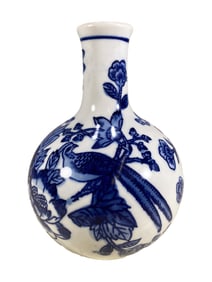 Chinese Blue & White Small Porcelain Vase