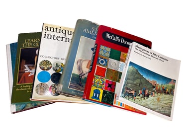 Set of 6 Antiques & Art Books