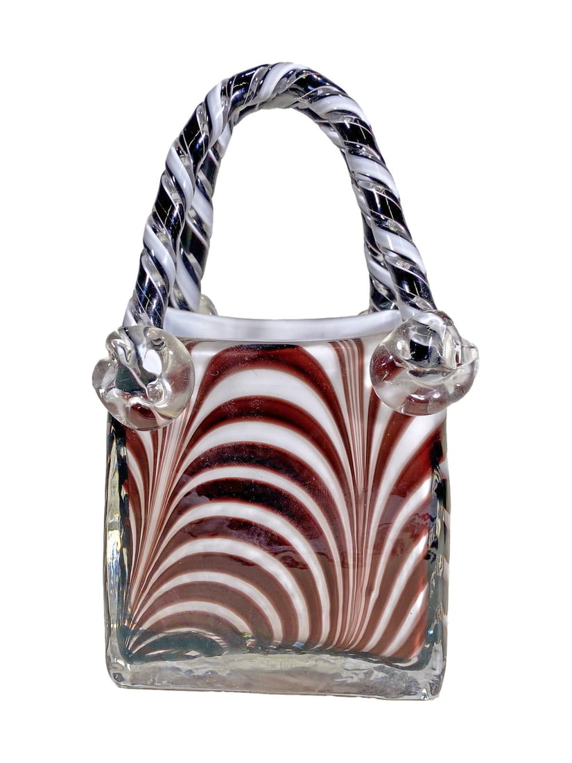 Murano Glass Zebra Pattern Purse: Murano Glass Zebra Pattern Purse. 7 1/2 x 4 x 3 1/4 in.Local Pick up call one day before to make an appointment. TO SHIP THIS ITEM IN USA OR INTERNATIONAL, PLEASE CONTACT THE SHIPPERS : 1) UPS store19