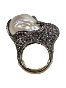 Freshwater Pearl & Pave Diamonds Ring