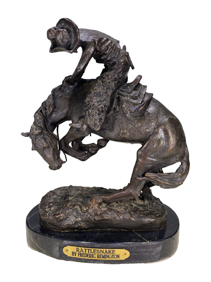 Frederick REMINGTON Rattlesnake Bronze Sculpture: Frederick REMINGTON Rattlesnake Bronze Sculpture. 12 3/8 x 9 1/4 x 5 1/2 in.Local Pick up call one day before to make an appointment. TO SHIP THIS ITEM IN USA OR INTERNATIONAL, PLEASE CONTACT THE SHIP