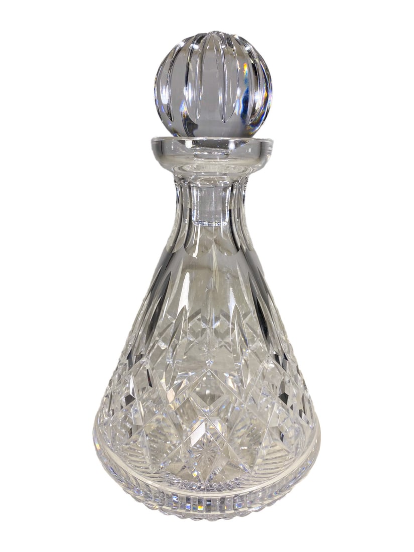 Vintage Waterford Crystal Bottle: Vintage Waterford Crystal Bottle. 9 7/8 x 4 7/8 in.Local Pick up call one day before to make an appointment. TO SHIP THIS ITEM IN USA OR INTERNATIONAL, PLEASE CONTACT THE SHIPPERS : 1) UPS store1937-